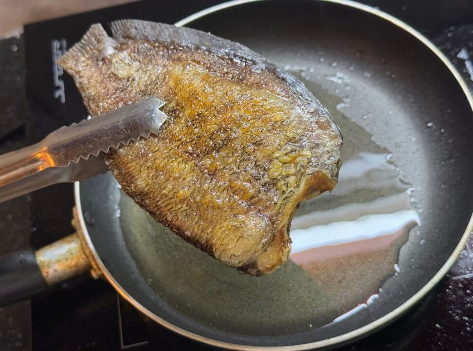 Khô cá Sặc chiên