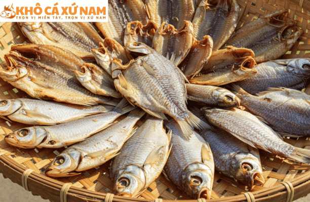cách làm cá khô bớt mặn