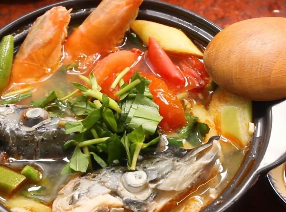 Cá thòi lòi nấu canh chua