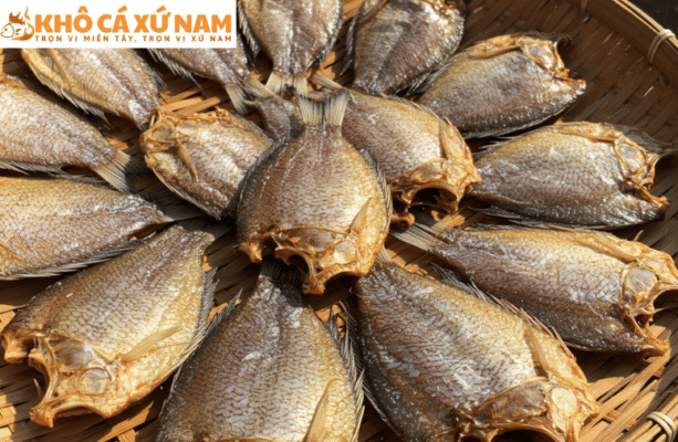 cách làm khô cá sặc bớt mặn
